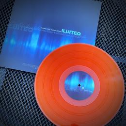 ILUITEQ : The Light Inside, The Dark Outside [LP]